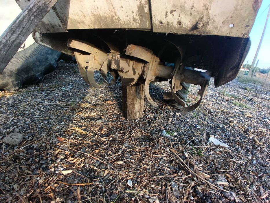 vendo  motocultivador 12cv com frese