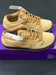 Buty codzienne Nike SB Dunk Low Wheat nowy  R.45