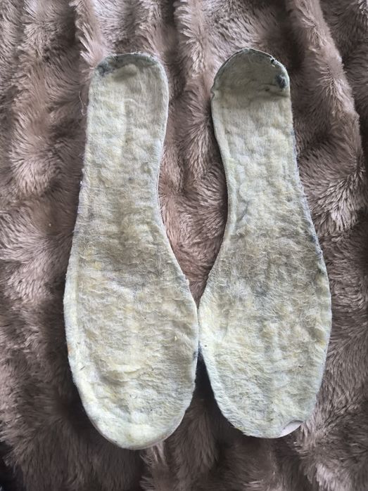 Продам сапожки зимові