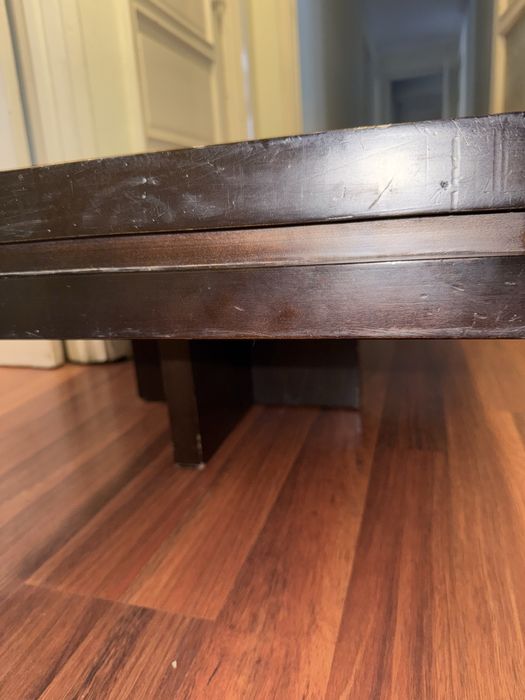 Mesa de centro castanho