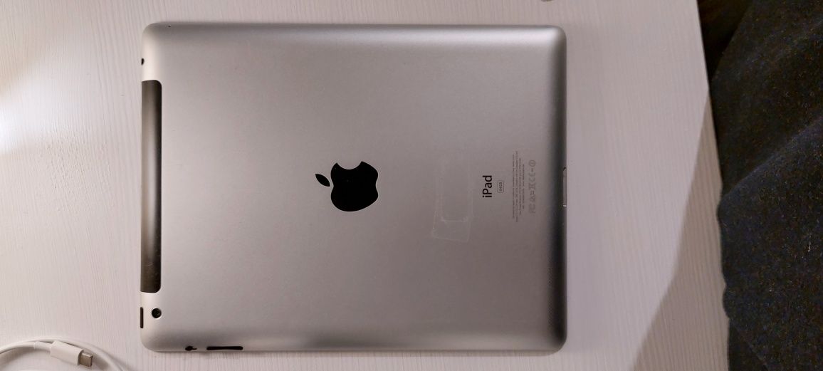 Apple iPad 32Gb WiFi/LTE 4G планшет a1430