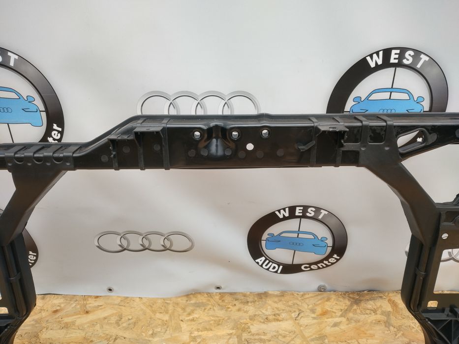 Телевізор Audi A4 B8 установочна панель Ауді а4 б8