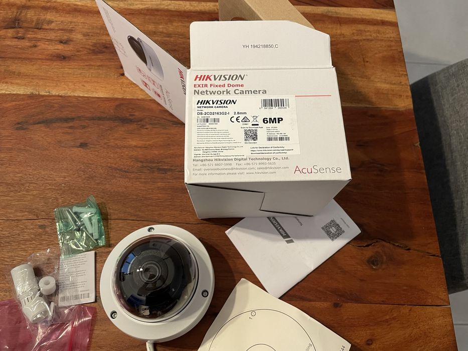 Câmara de Segurança Hikvision