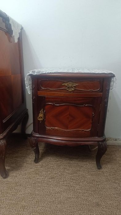 mobília, feito de madeira