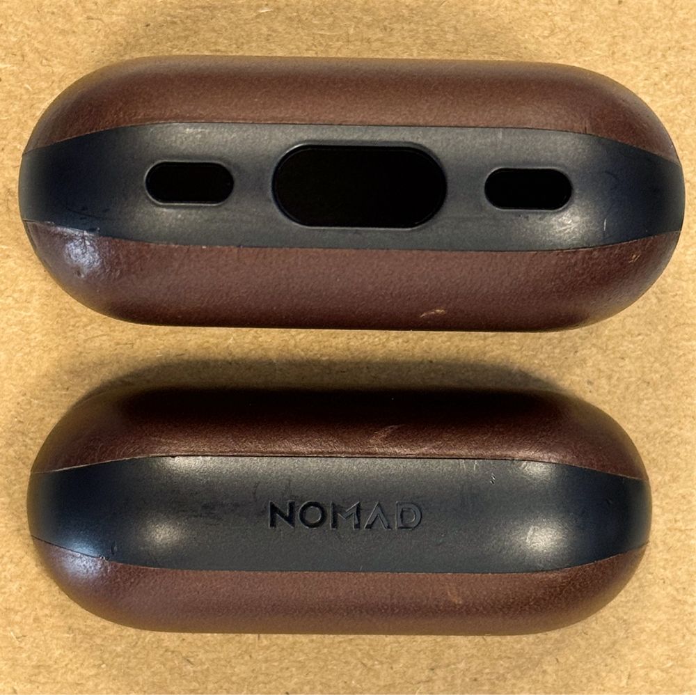 Zestaw etui NOMAD dla iPhone 15 Pro I AirPods Pro 2 I Leather Brown