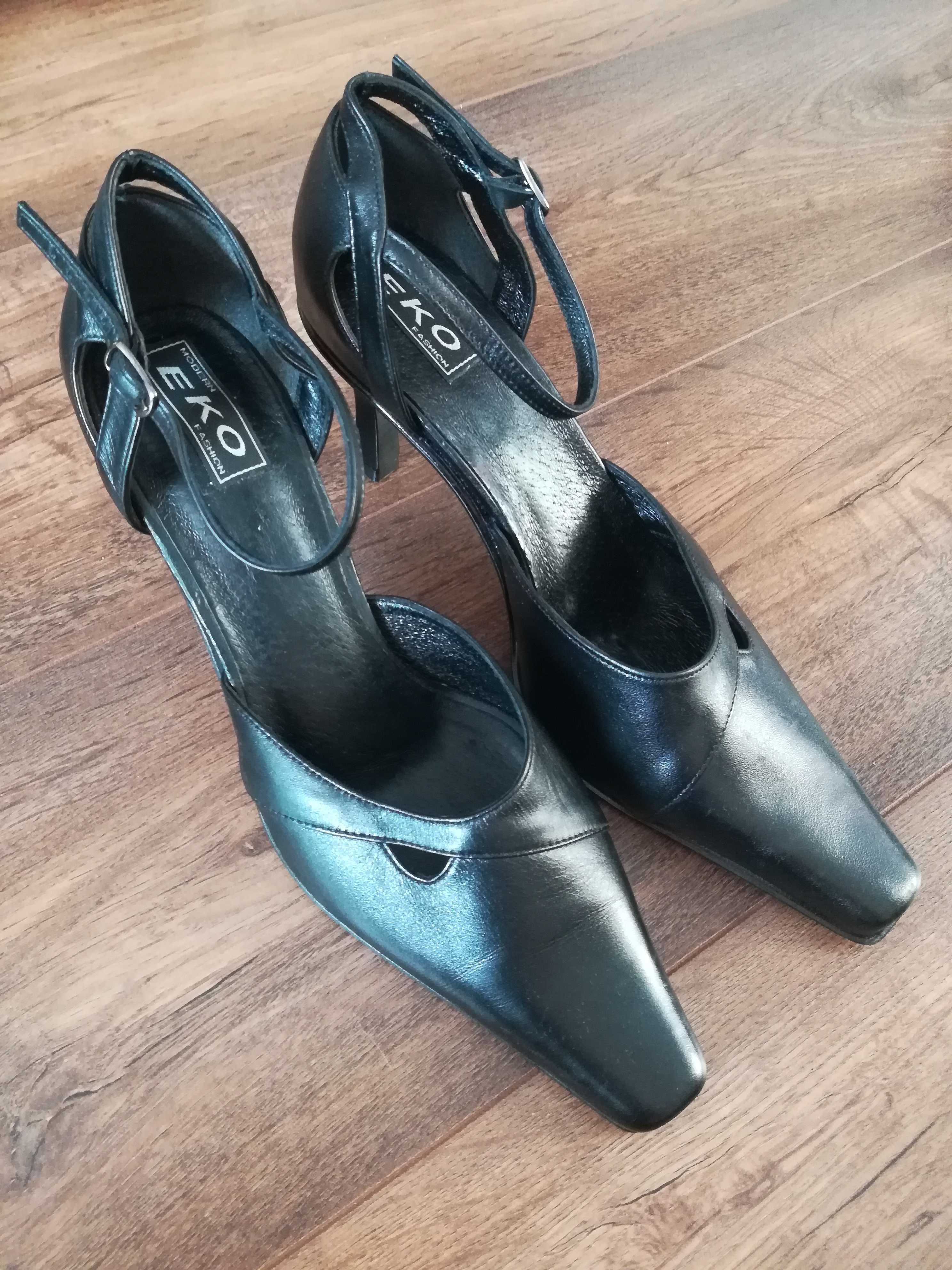 Nowe czarne eleganckie skórzane czółenka sandały buty skóra R.40