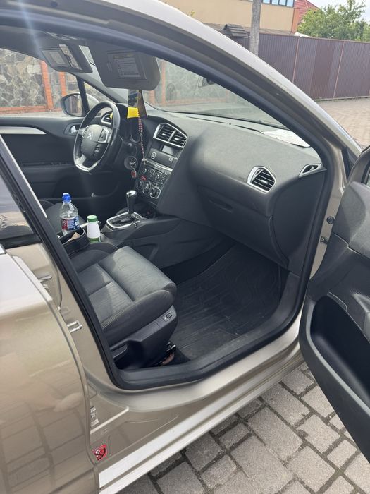 Продам автомобіль