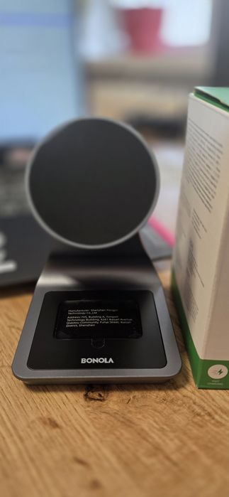 Безпроводная зарядка 3 в 1