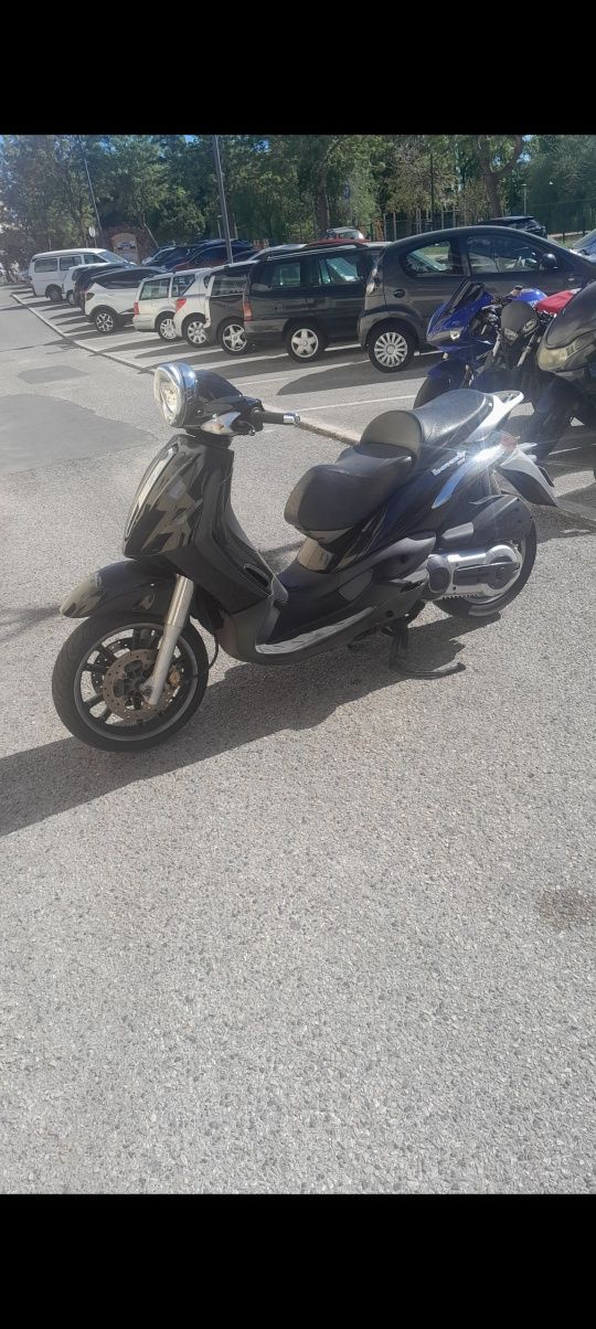 Piaggio beverly 500