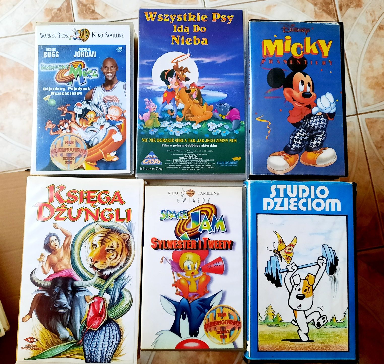 Bajki VHS  różne tytuły