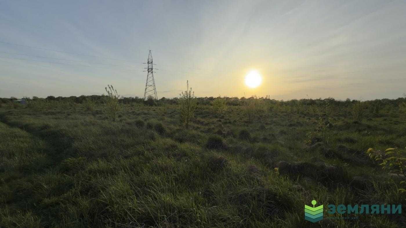 Продається ділянка 8 сот під будівництво в с. Підлужжя