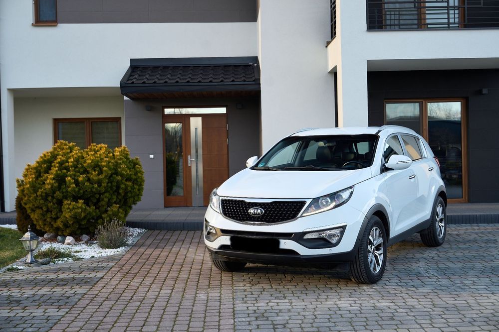 Kia Sportage Dream-Team Edition!! Bogate wyposażenie i Niski przebieg!