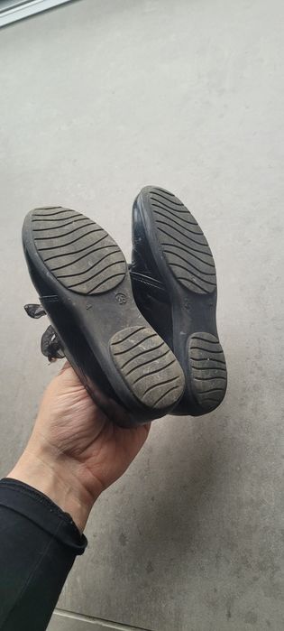 Czarne lakierki Bartek rozmiar 26 wizytowe eleganckie