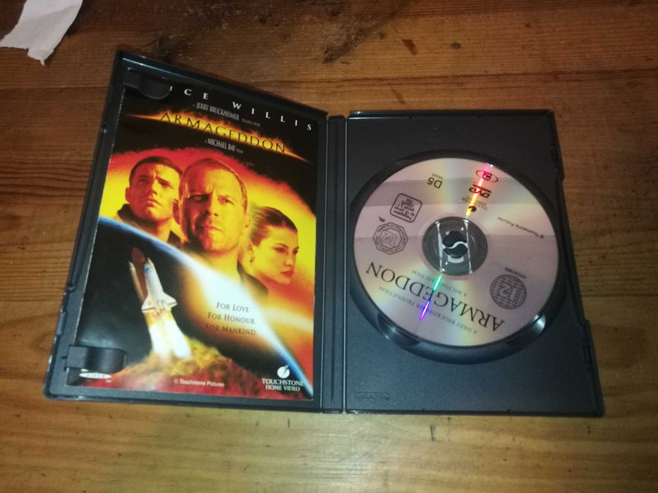 Armageddon - filme DVD (legendagem em Português)
