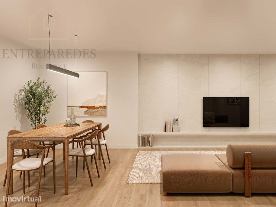 Fantástico apartamento T4 com pátio, 3 lugares de garagem e anexo, ...