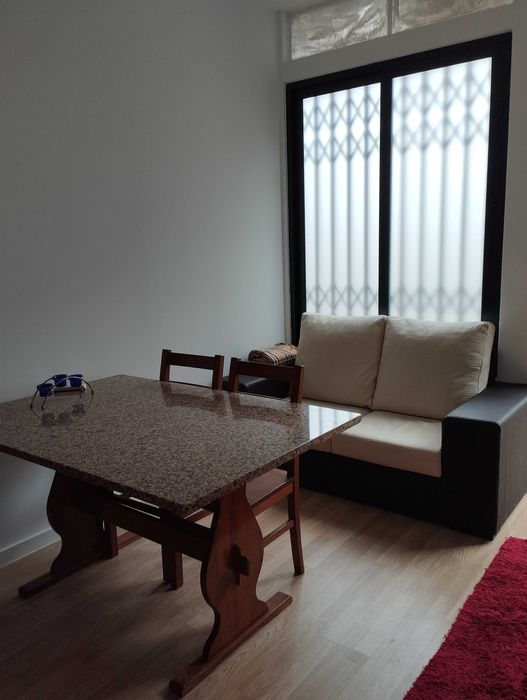 Alugo apartamento T1 em Cesar Oliveira de Azeméis