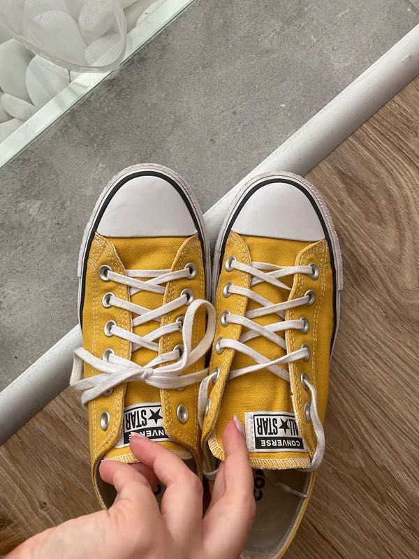 Converse na platformie rozmiar 38 musztardowe