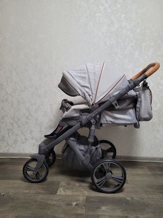 Коляска б/у Adamex encore x4, 3 в 1