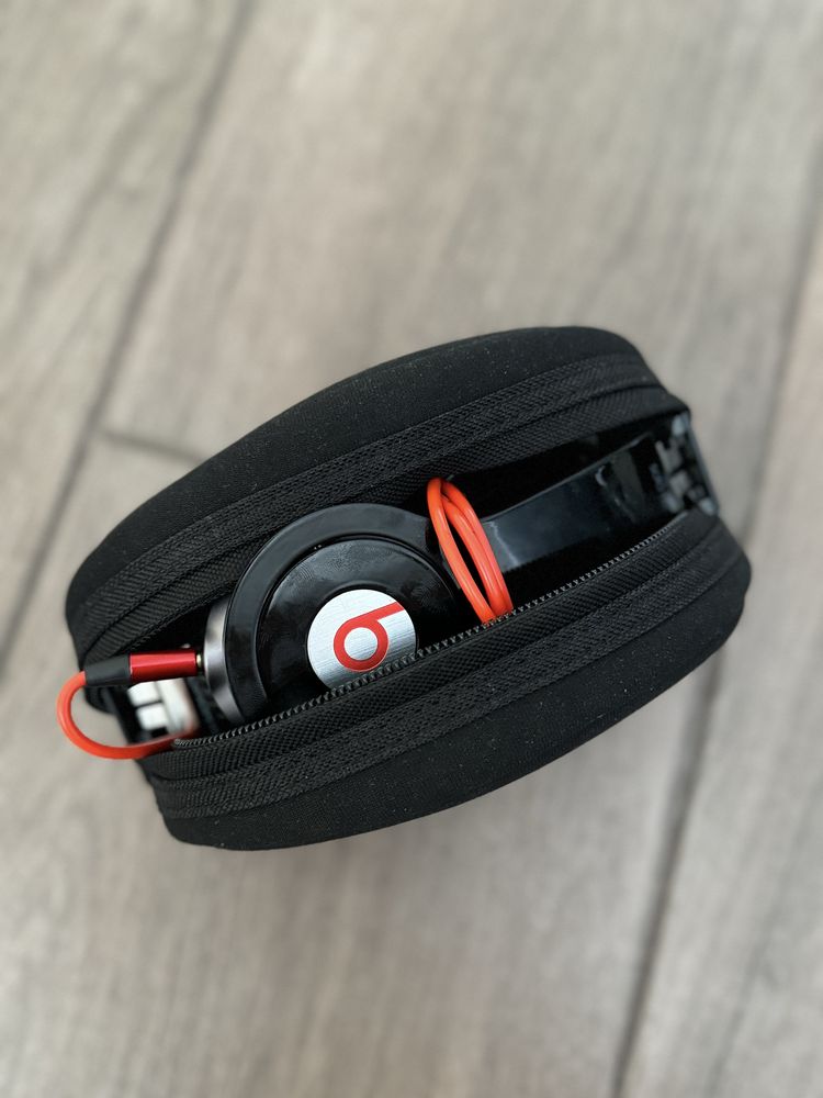 Наушники Beats by Dr. Dre  Solo