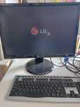 Monitor LG  części do komputera