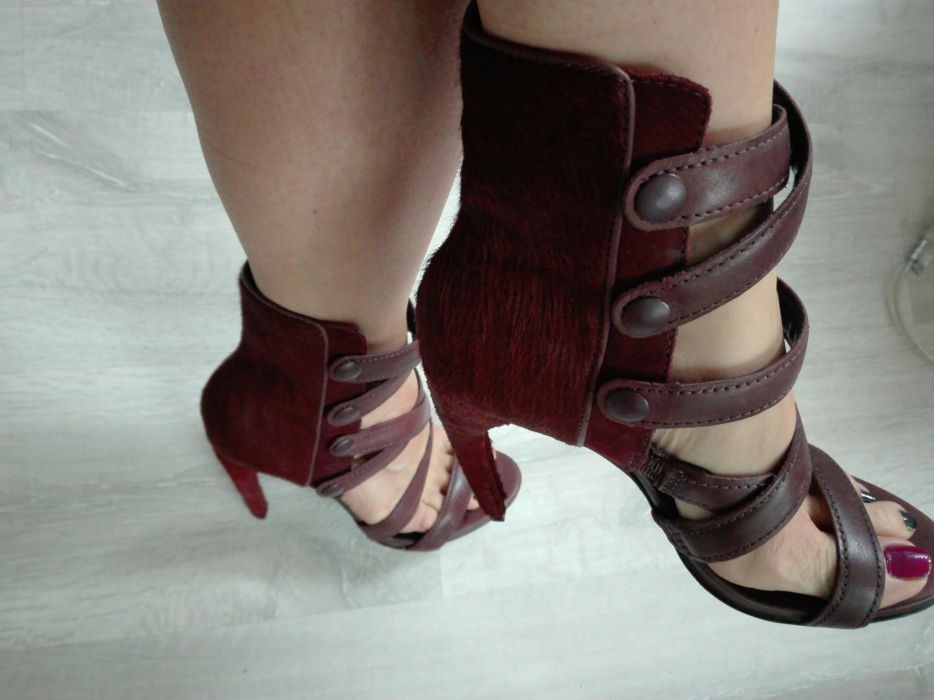 Buty szpilki 39 Schutz wesele sylwester okazja promocja futro paski