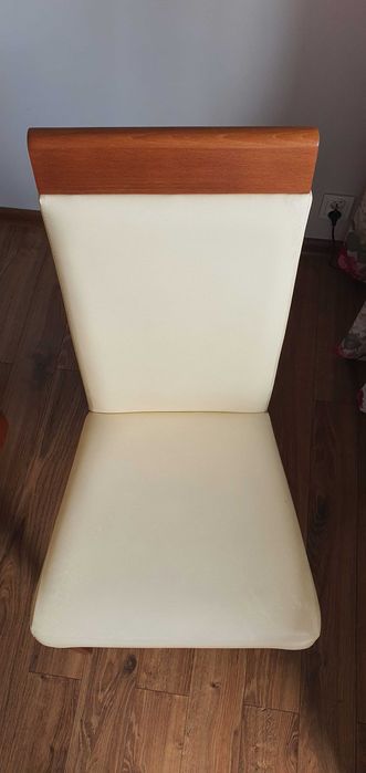 Stół, Dostawka, Krzesła