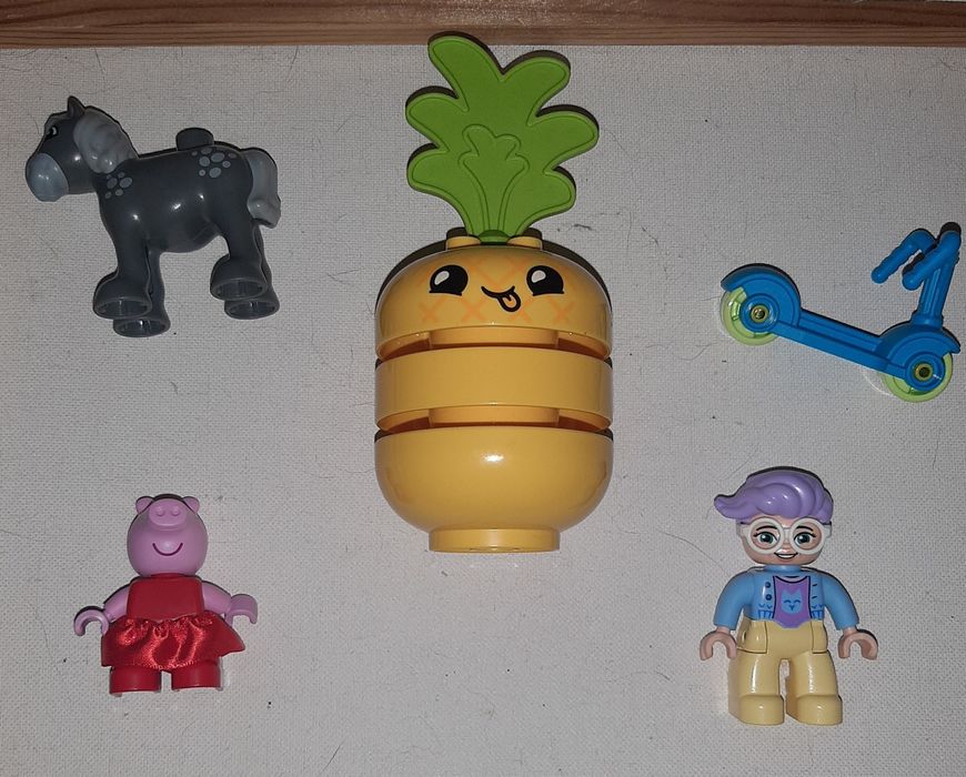 Розпродаж нових оригінальних фігурок та деталей Лего Дупло.