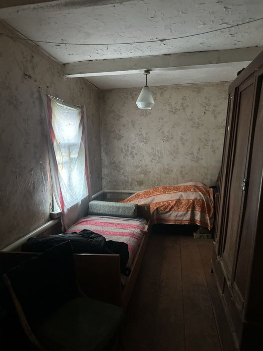 Без %%% Продаж будинку з землею в центрі с. Семиполки