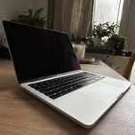 MacBook Pro 2020 i5 16RAM 512SSD
