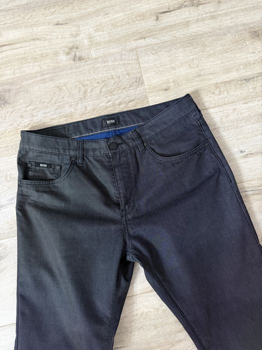 Джинсы Hugo Boss (оригинал). Плотный 32 р (48-50)