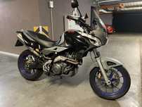 Aprilia Pegaso Strada 650 (silnik Yamahy)