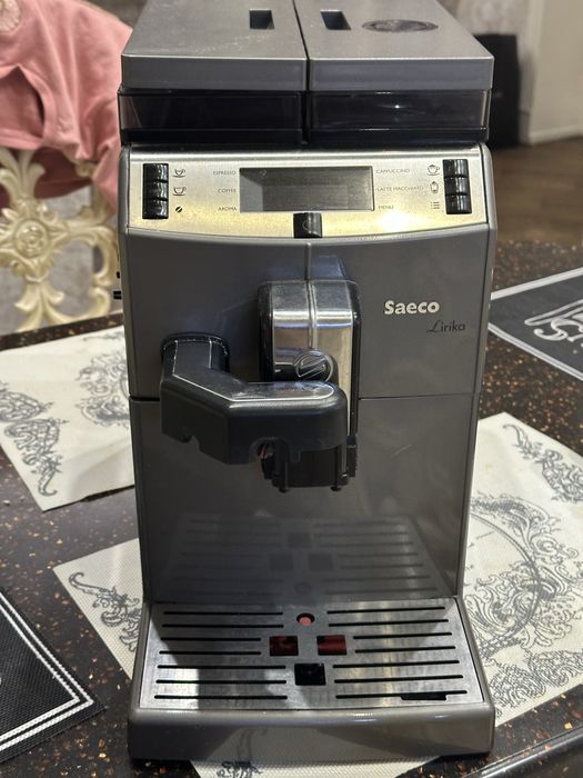 Кофемашина Saeco Lirika One Touch Cappuccino