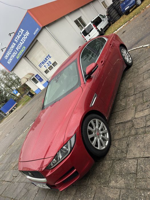 Jaguar XE 2017 2.0d uszkodzony silnik 204dtd