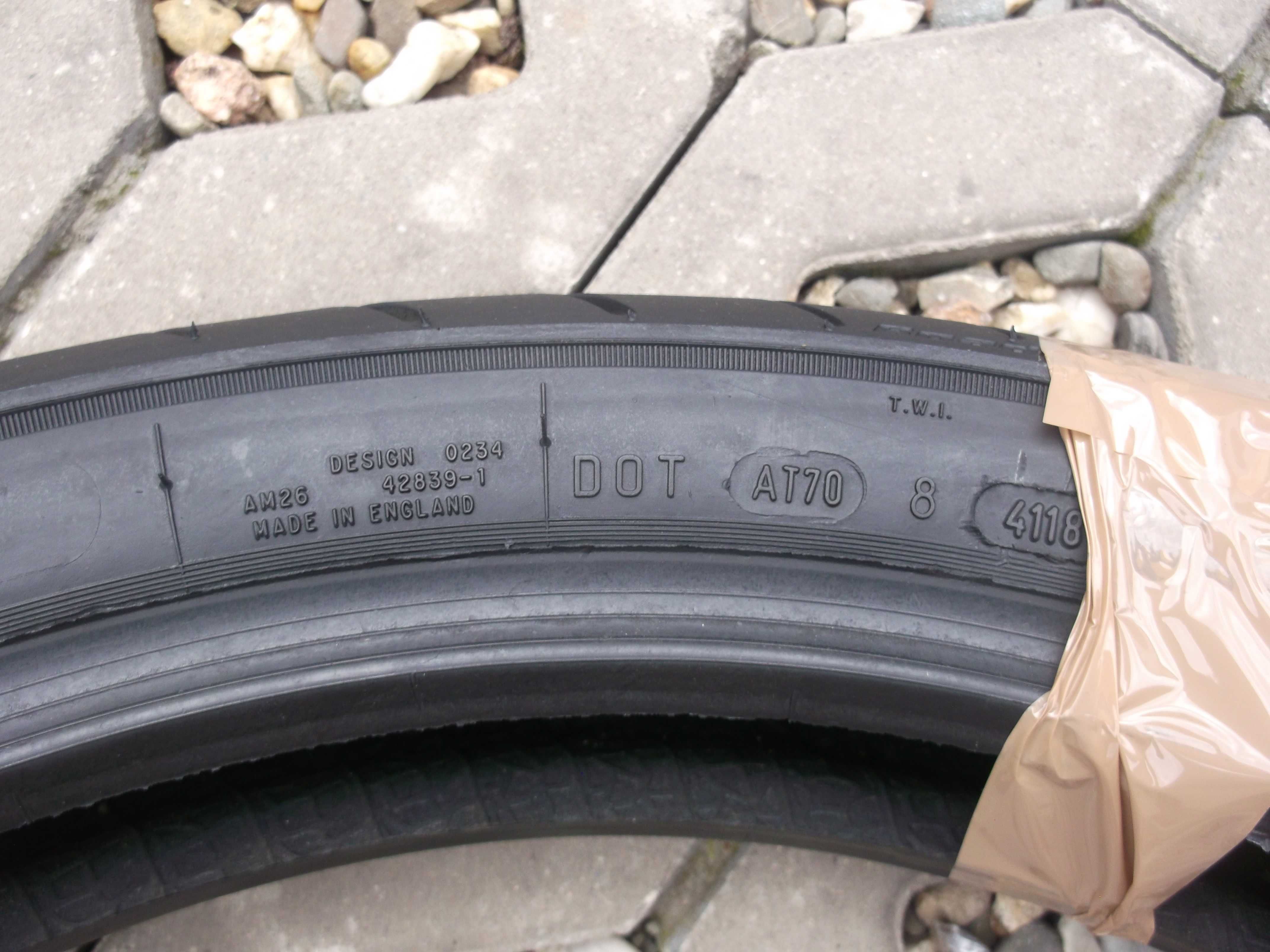 opona 110/80V17 Avon Roadrider dot4118	3,7mm r17 -17