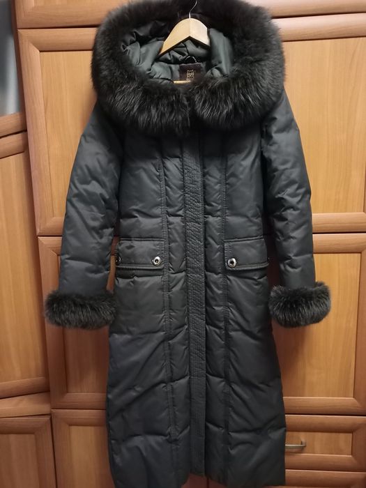 Продам пуховик розмір s