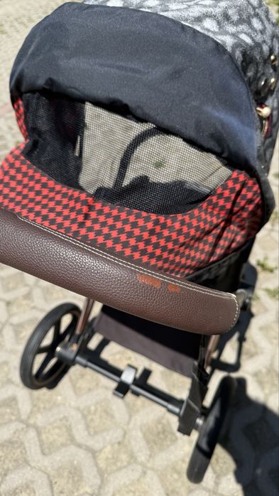 Spacerówka Cybex Rebellious z nosidełkiem