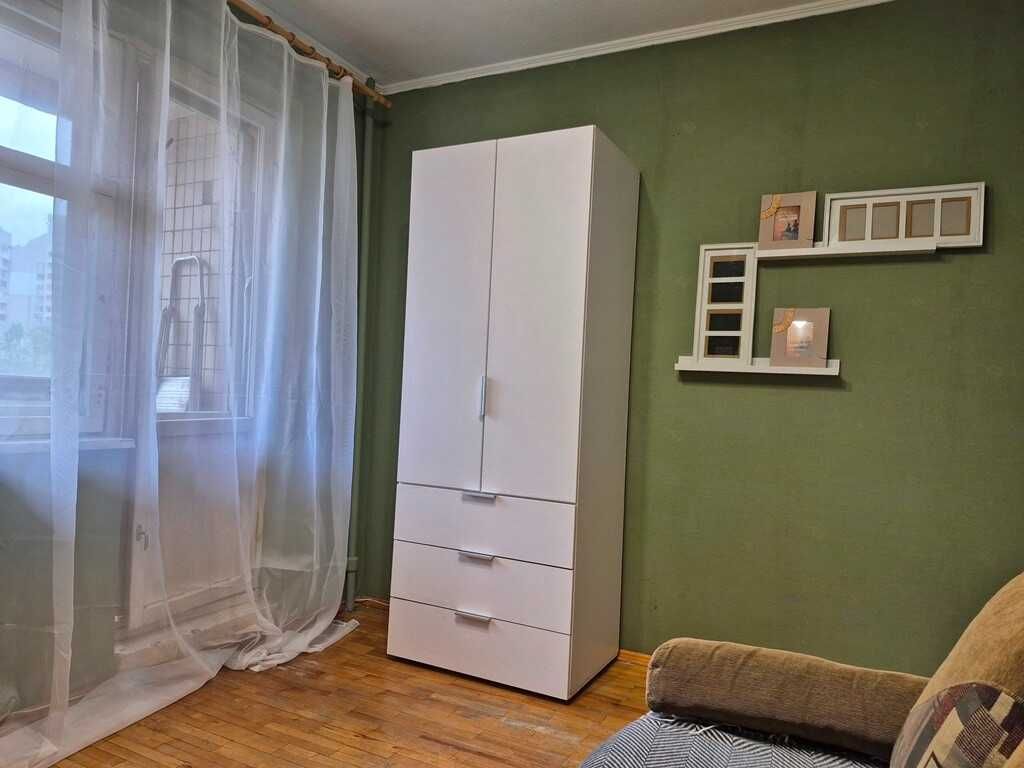 Сдам 3-кімнатну вул. Драгоманова, метро Позняки 10 хв. пішки