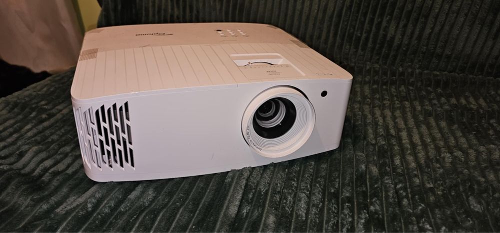 Projektor Optoma