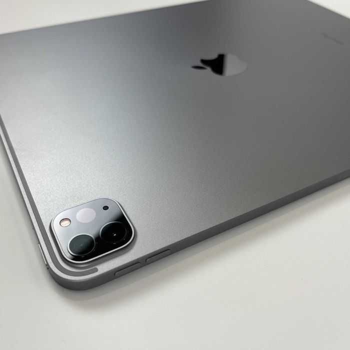 iPad Pro 12.9 M1 5 Gen. 128GB WiFi+Cellular Space Grey Bateria 100%