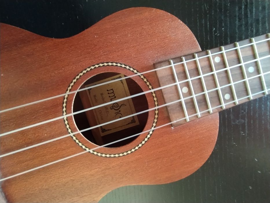 Ukulele madeira Music
