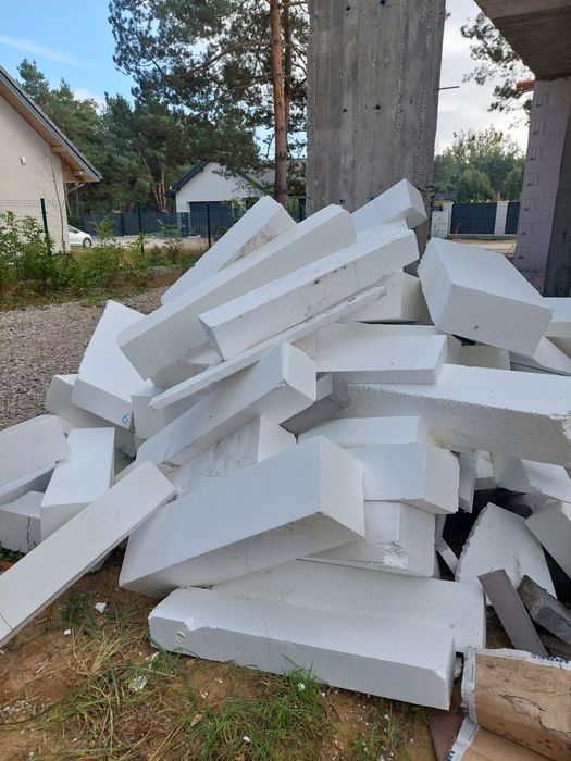 Styropian odpady resztki