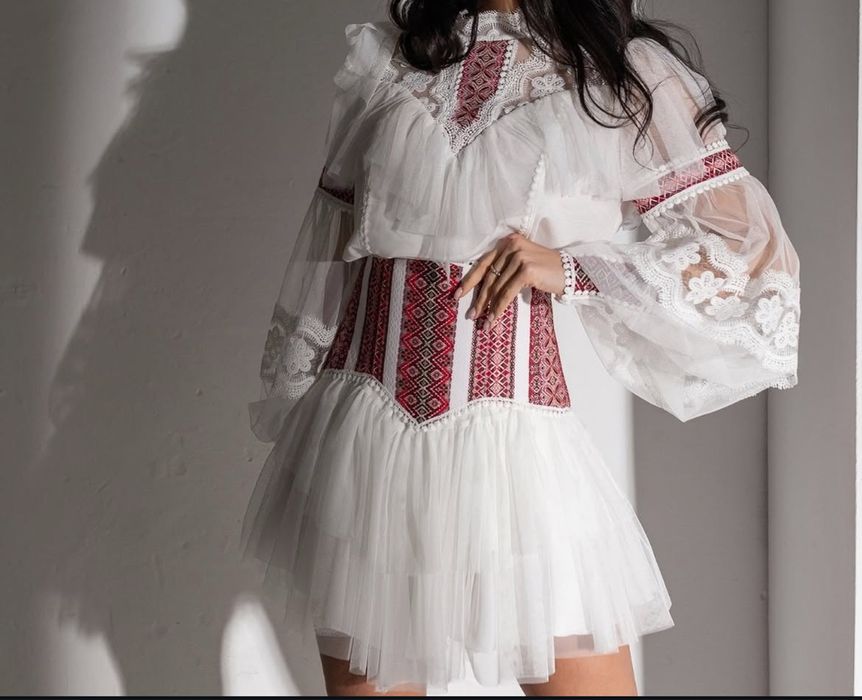 Сукня бренду Zuhvala