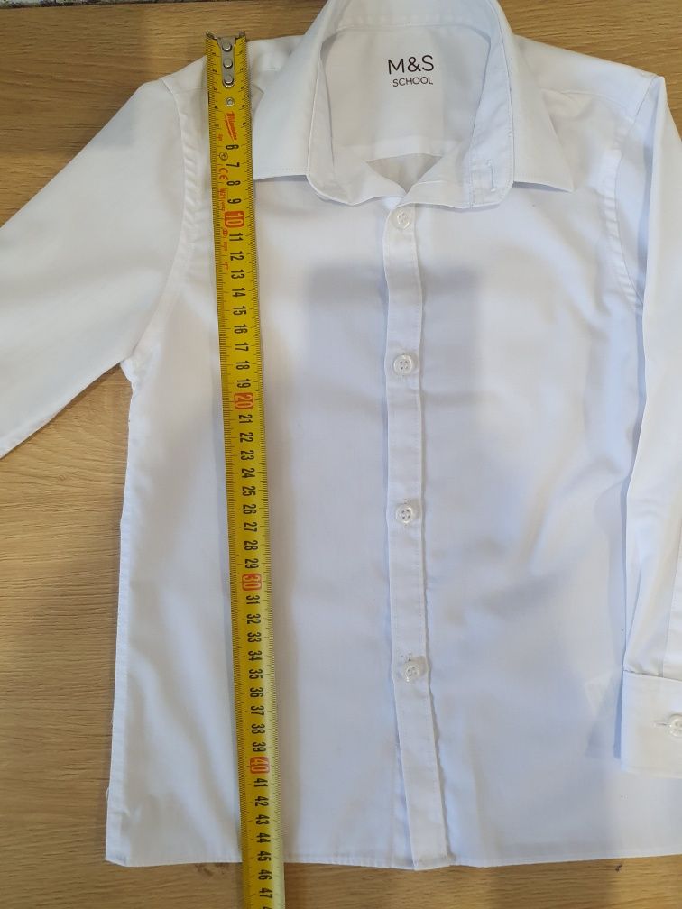 Біла сорочка ( рубашка) на 6-7 років