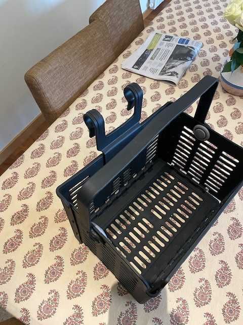 Cesto para bicicleta ou trotinete para compras ou transporte animais