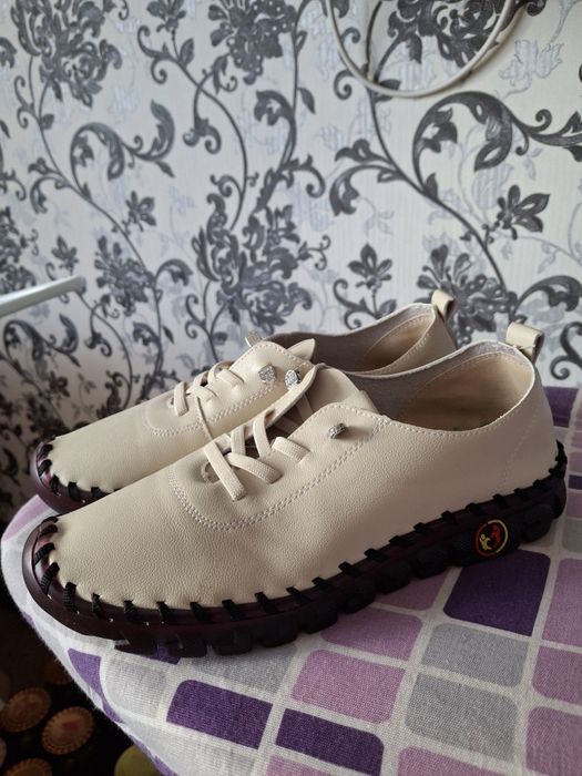 Мокасини шкіряні