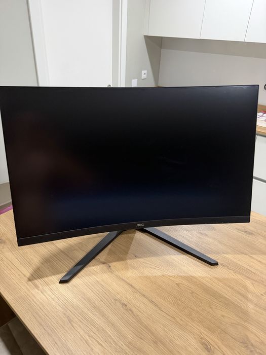 Monitor Gaming Curvo AOC G4 CQ32G4VE (31,5'' - QHD - 0,5 ms - 180 Hz)