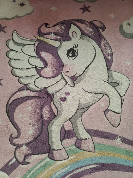 Piękny duży dywan do pokoju dziecięcego jednorożec, pegaz
