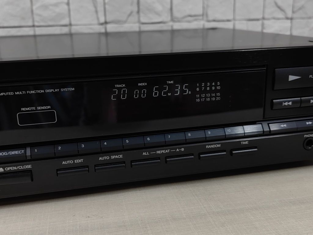 DENON DCD-810 Wysokiej jakość odtwarzacz płyt CD