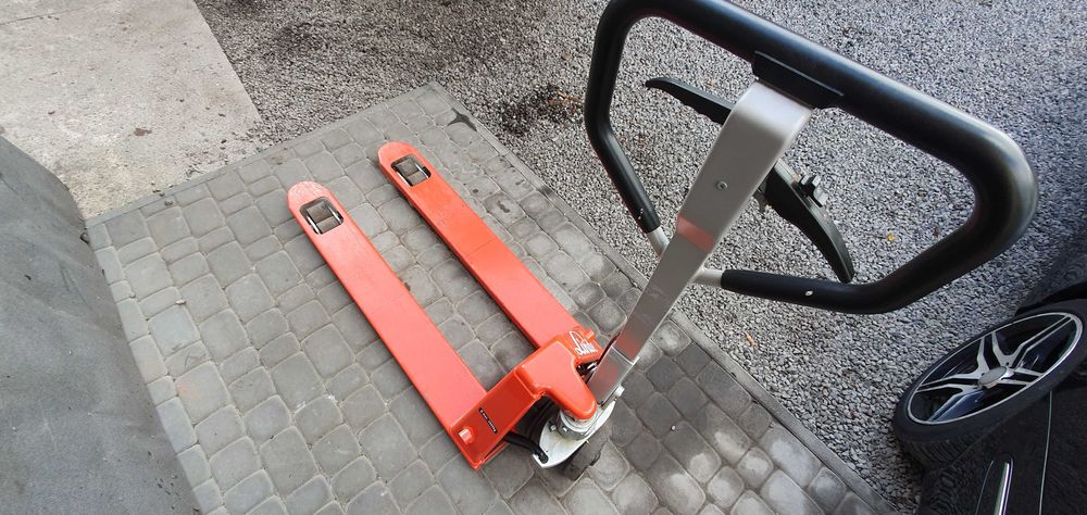 Paleciak z hamulcem - Linde - Schefer - udźwig 2500 kg - stan bdb