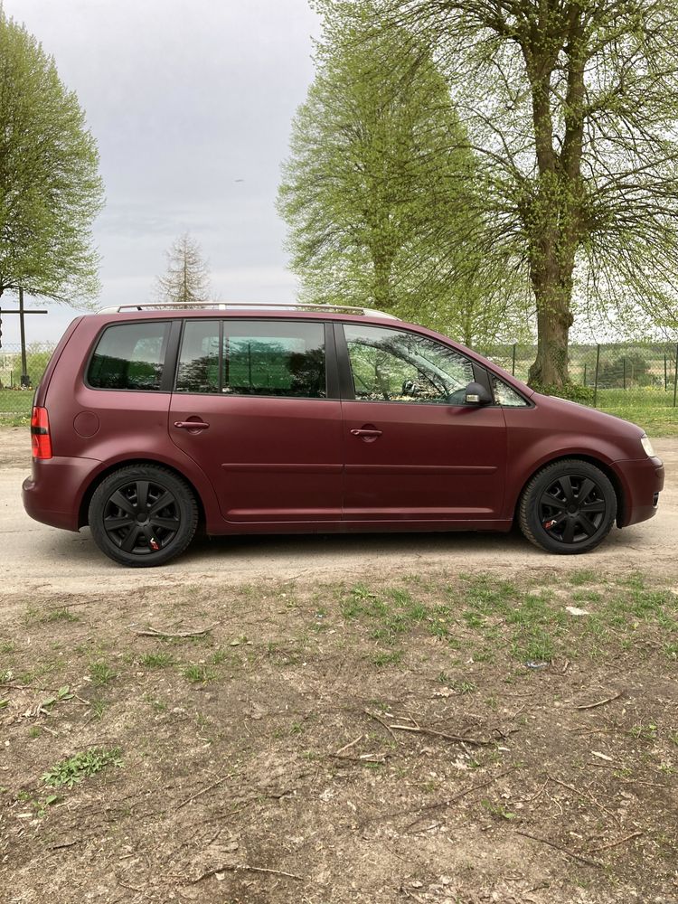 VW Touran 2.0 TDI 7 osobowy